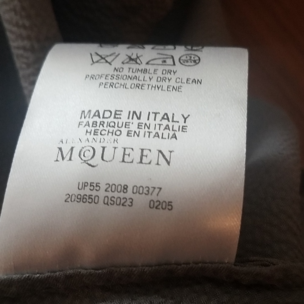 Alexander McQueen - Picture 4 of 4